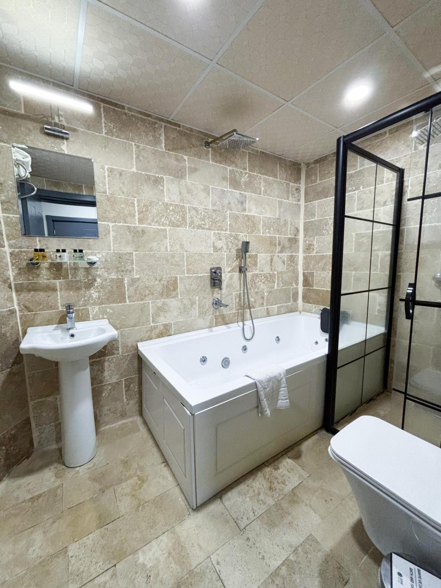 Whitestone Hotel Nevşehir Luaran gambar